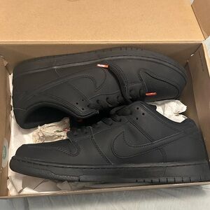 Nike SB Dunk Low Pro